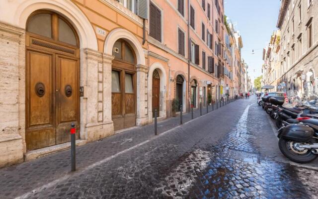 Monti Colosseum Apartment-Urbana