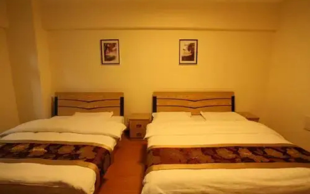 Bell Tower Apartment Hotel - Xian