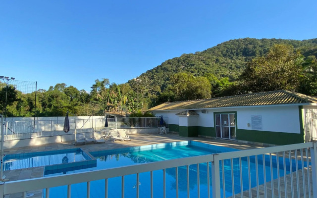 AP COM PISCINA, CHURRASQUEIRAS, AR CONDICIONADO, até 08 adultos