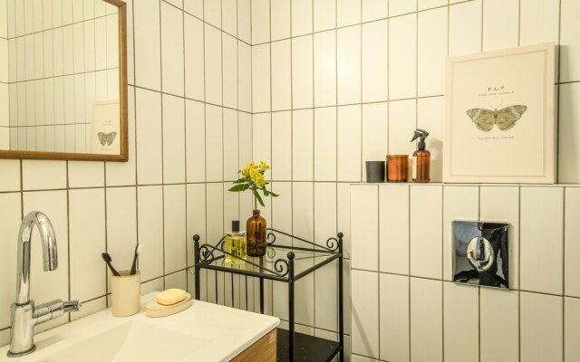 1BR duplex Apt with private Balcony