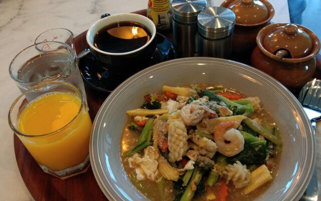 Baan Mae Suvarnabhumi Airport