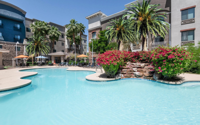 Staybridge Suites Phoenix - Glendale Sports Dist by IHG