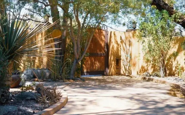 The Good House