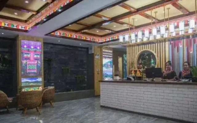 Lancang Chashan Spring Rain Hotel