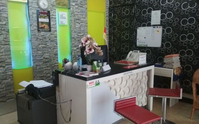 OYO 89903 MS City Hotel