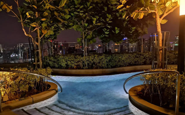 The Robertson Bukit Bintang by San Eclipses