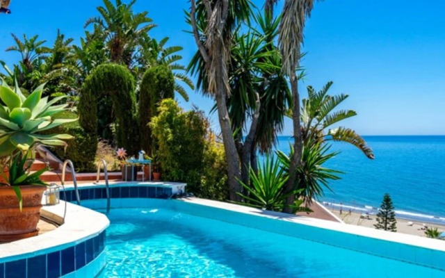 Villa - 4 Bedrooms with Pool, WiFi and Sea views - 107880