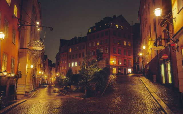 Collectors Victory Apartments