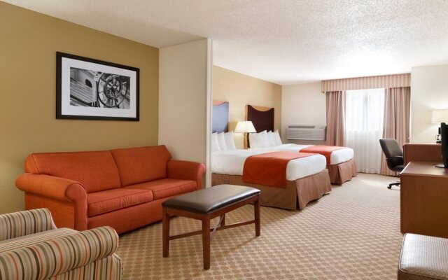 Country Inn & Suites by Radisson, Port Clinton, OH