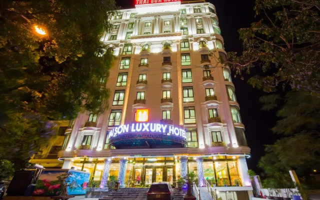 Thai Son Luxury Hotel