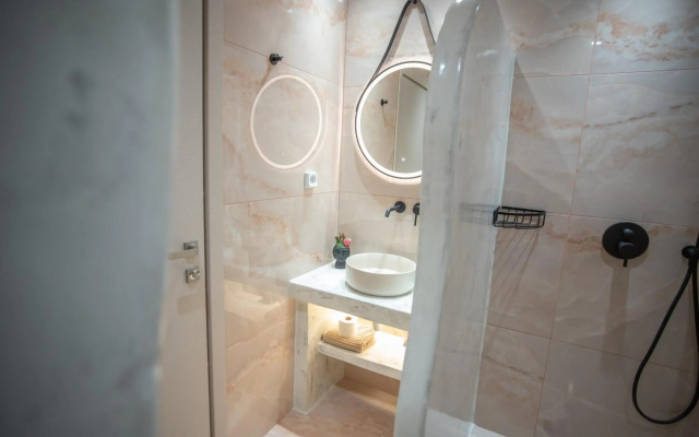 Katerina Roza Studios - Heartfelt Hospitality in the City