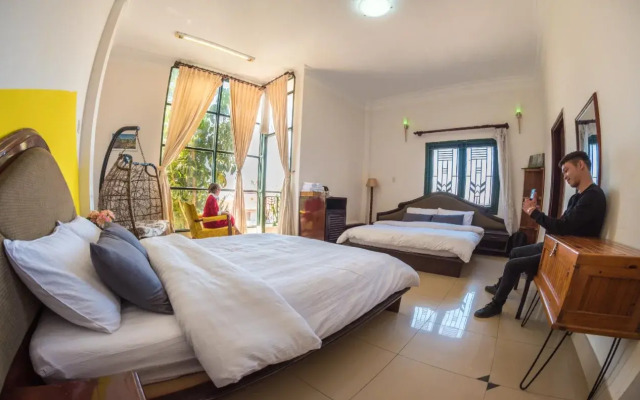 Moon's Hill Villa