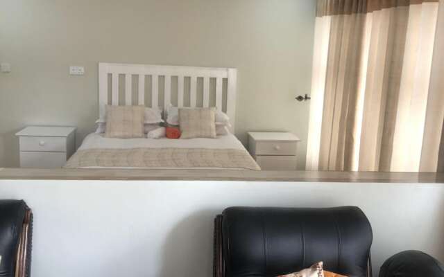 1 bed Apartment in Mount Pleasant Heights - 2013
