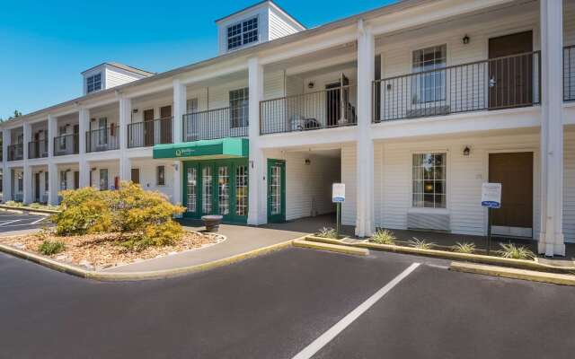 Quality Inn Decherd / Winchester
