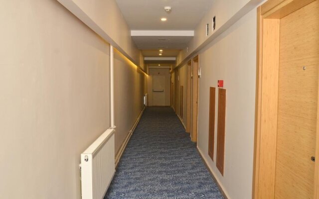 Kirtay Hotel