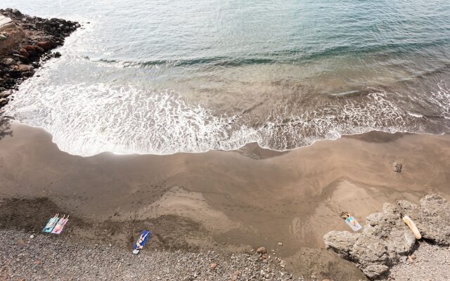 Little Beach Paradise Las Gaviotas