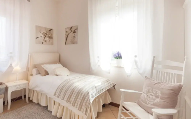 Nina Guest House