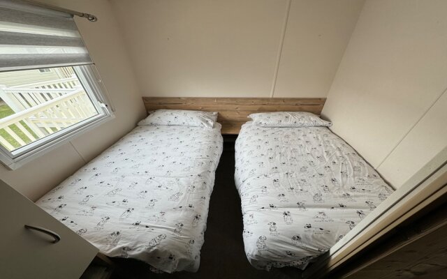 Captivating 3-bed Caravan Seton Sands