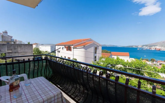 Apartment Ljube