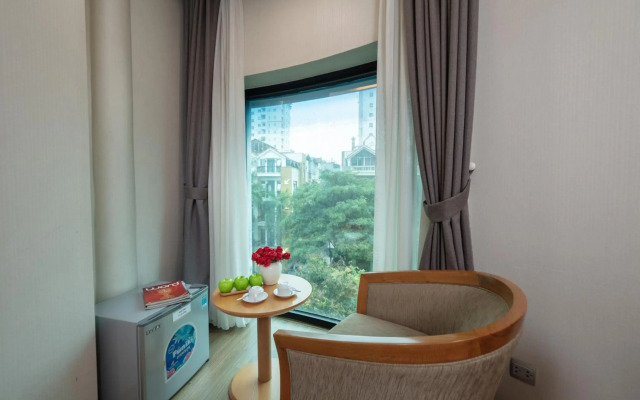Halo Hanoi Hotel