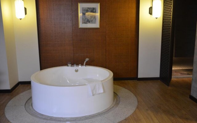 Datong Tangfang Hotel