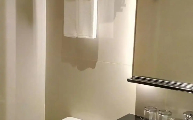 Louis Kienne Hotel Pemuda