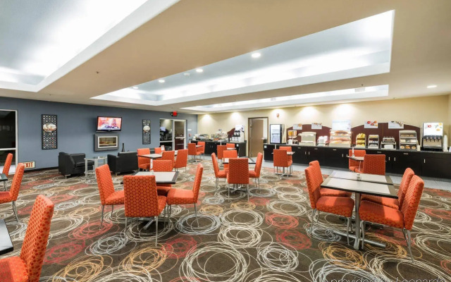 Holiday Inn Express & Suites Chowchilla - Yosemite Park Area by IHG
