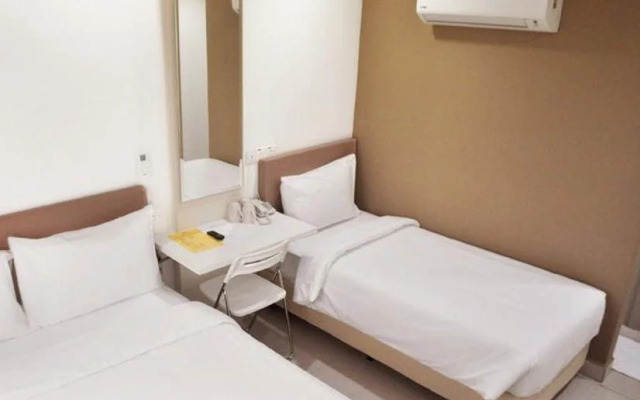 YY318 Hotel