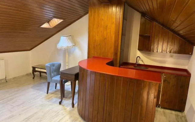 Villa Near Sapanca Lake With Jacuzzi Shared Pool