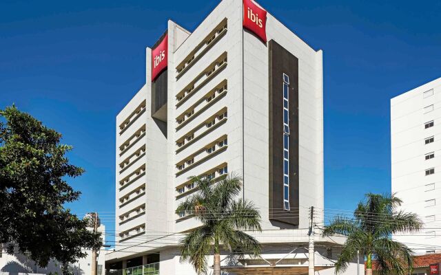 Ibis Goiania