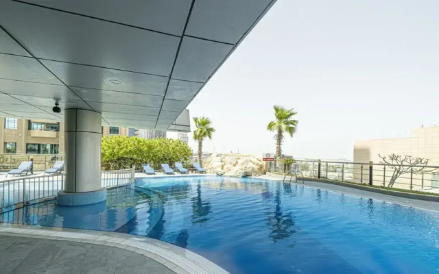 Fascinating Ocean Views in a One Bedroom