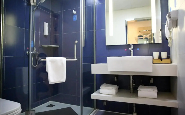Hanting Hotel