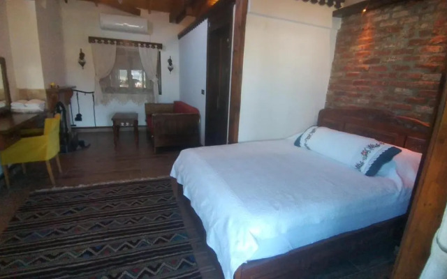 Ephesus Selcuk Castle View Suites