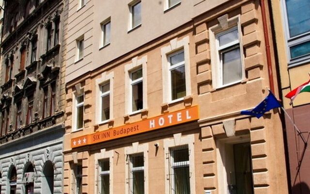 Six Inn Hotel