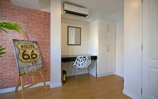 16/4 York Place Lets In The City Edinburgh