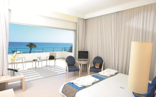 Vrissiana Boutique Beach Hotel