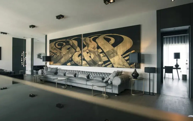 Monbijou Penthouse by Suite.030