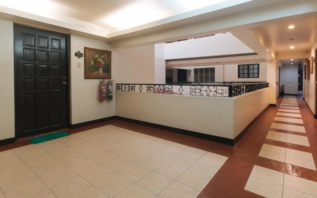 El Rico Suites