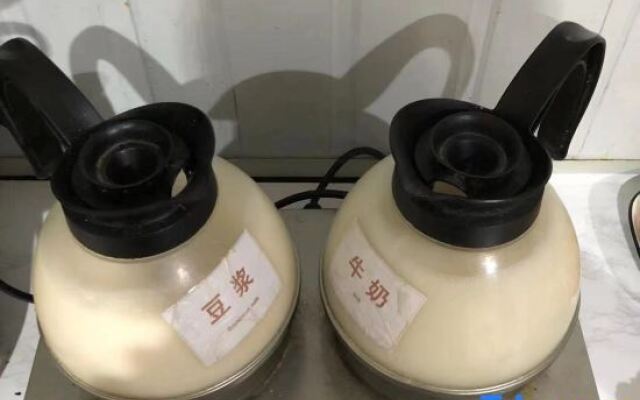 Qingmu Hotel (Ma'anshan New City Huitong Building)