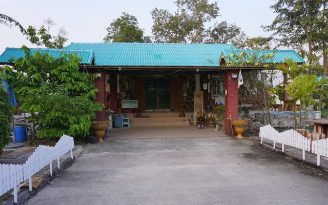 Ruenkhawhom Residence