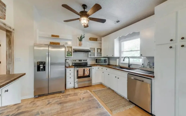 Pet-Friendly Lake Norman Retreat