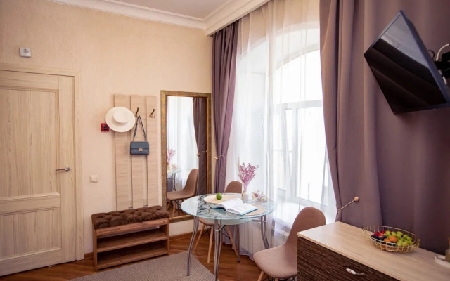 Floris на Дмитровском 7