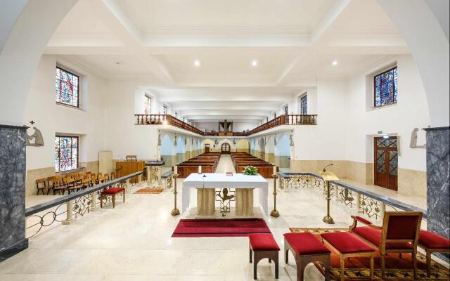 SDivine Fátima Hotel