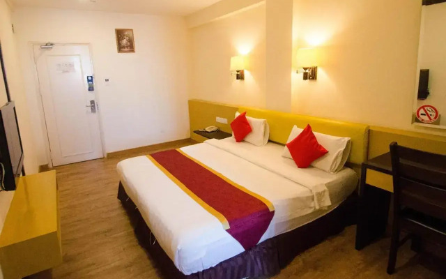 Grand Eastern Hotel