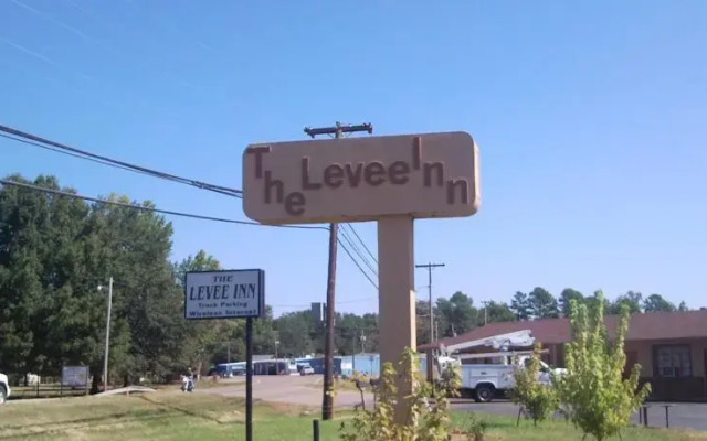 The Levee Inn