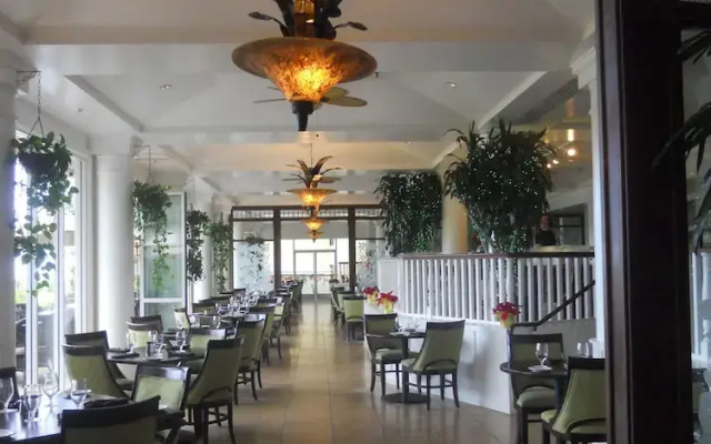 2417 @ Oceanfront Resort Lihue, Kauai Beach Drive