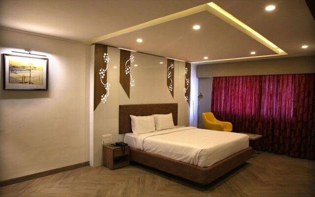 Rowan Tree by Poppys Chennai