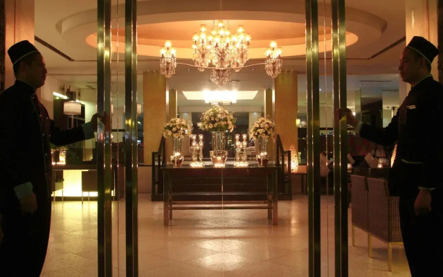The Sulo Riviera Hotel