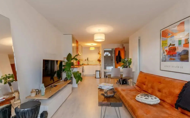 Stunning 1BD Flat w/ Garden Area, Kentish Town!