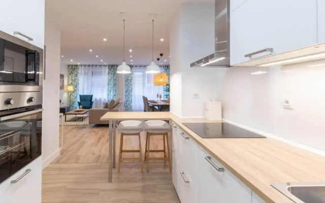 ABANDO II apartment by Aston Rentals